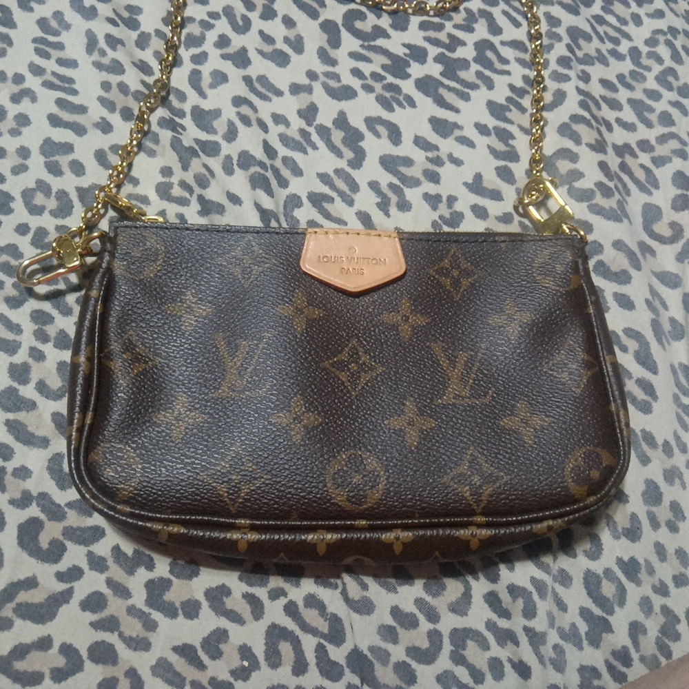 Louis Vuitton Monogram Clutch with Gold Chain